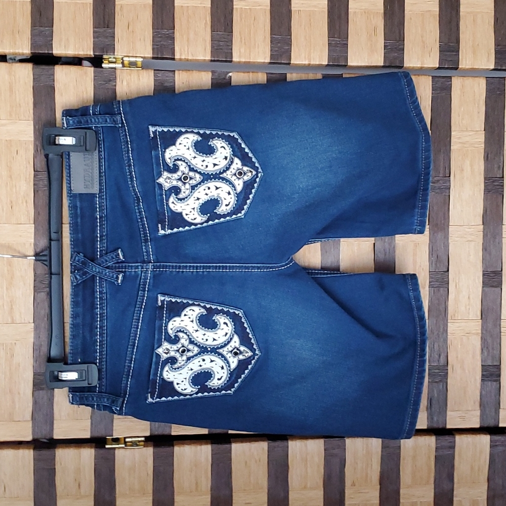 Hydraulic stretch bling bermudas